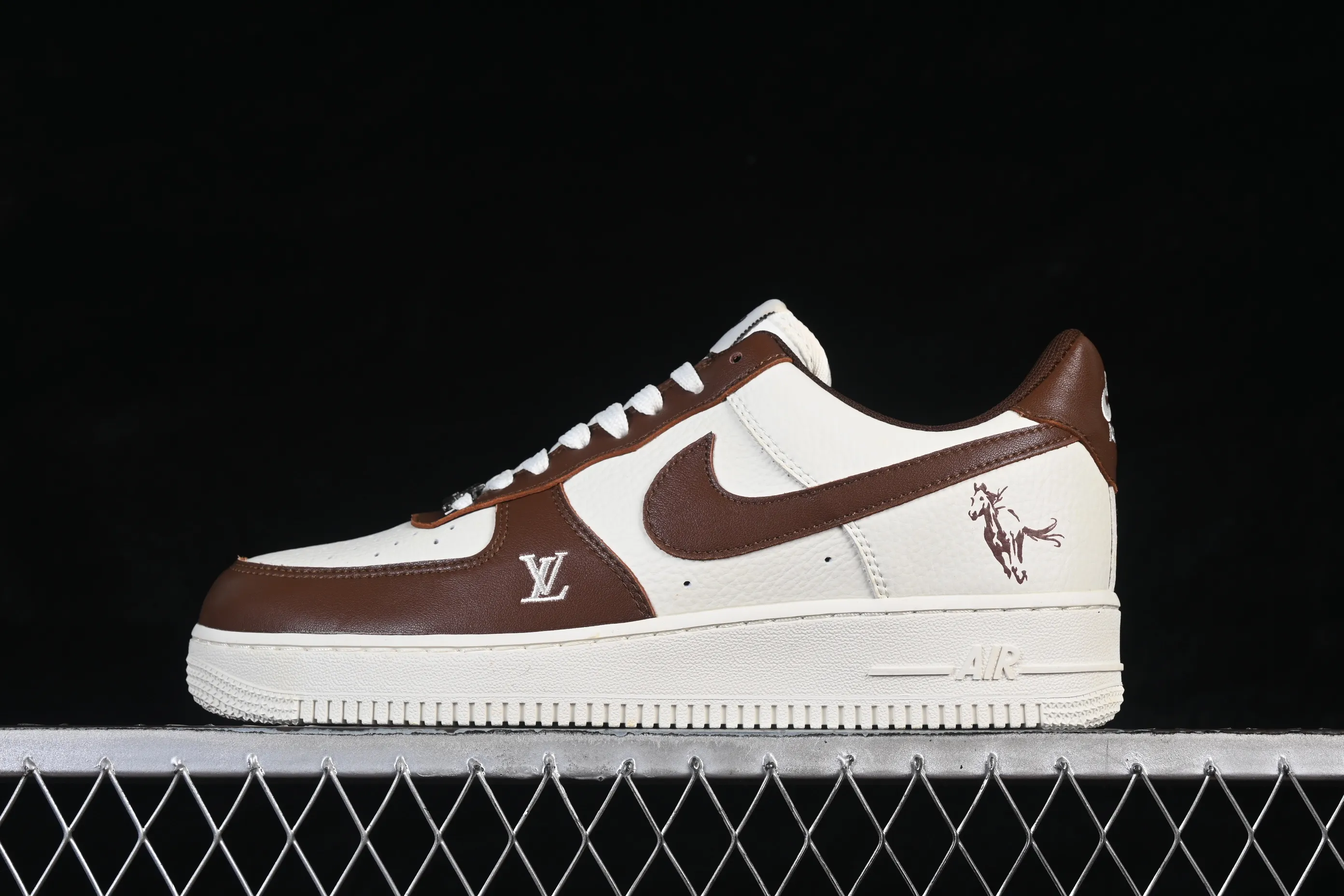 All categories Nk Air Force 1 Air Force series Nk Air Force 1 Low Air Force low-top Nike Air Force 1'07 Low Year of the Horse limited brown rhyme milky white Air Force 1 low-top casual sneakers XY9025-008
